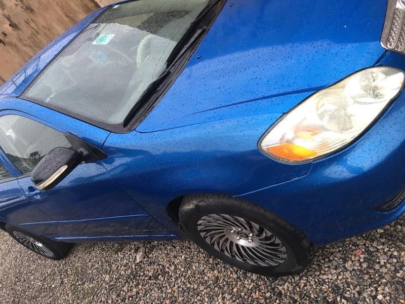 Thumbnail 3 of 2004 Toyota Corolla LE